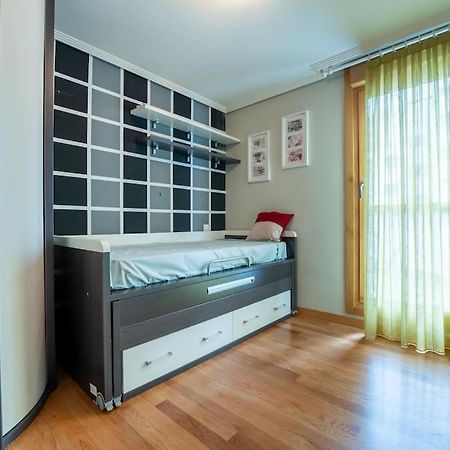 Apartamento En El Corazon De La Ciudad Con Parking Santander Exterior photo