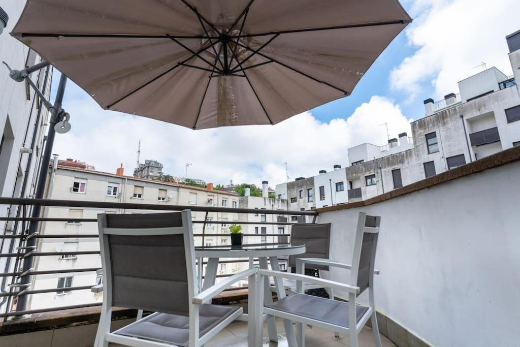 Apartamento En El Corazon De La Ciudad Con Parking Santander Exterior photo